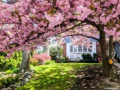 42 Briarwood Drive, Huntington, NY, 11743
