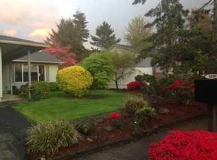 1890 SE Palmblad Rd, Gresham, OR 97080