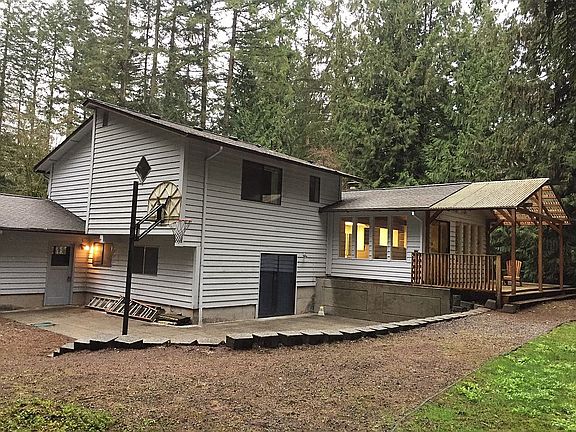 5th image of 19840 NE 174th St