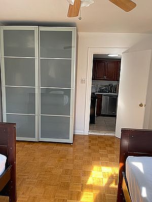 5th image of 328 20th St #2