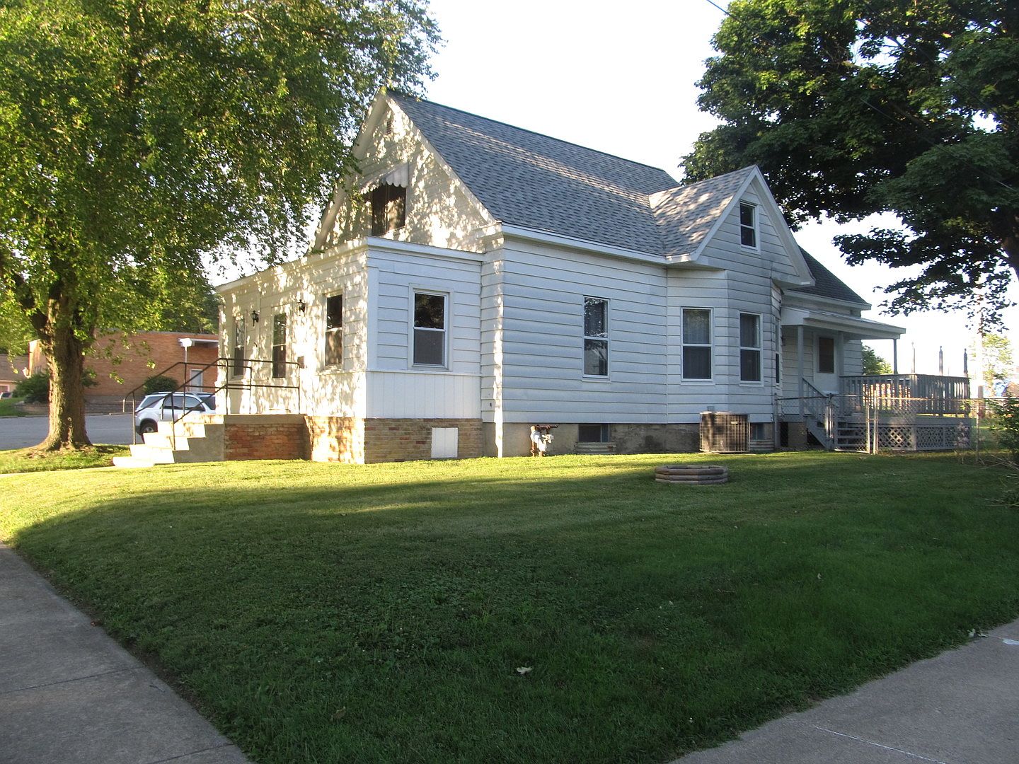 812 Bunn St, Bloomington, IL 61701 Zillow