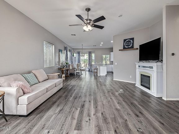 4th image of 18190 E LA POSADA Court