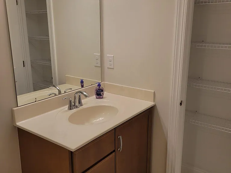 317 Chestnut St — Photo 11