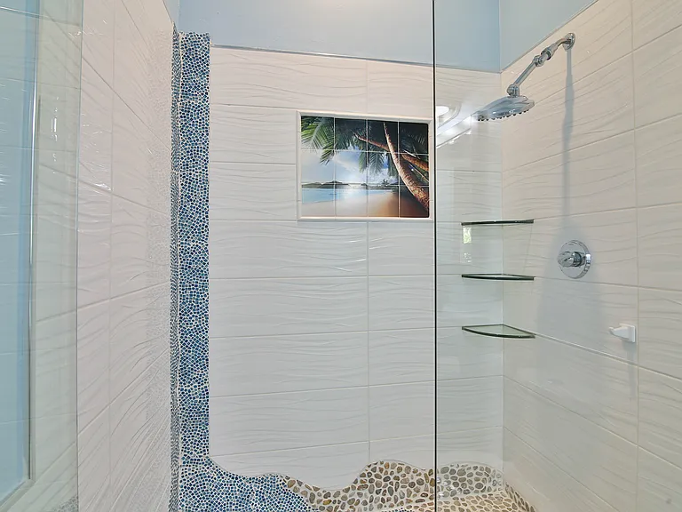 1102 Mallorca Dr — Photo 41