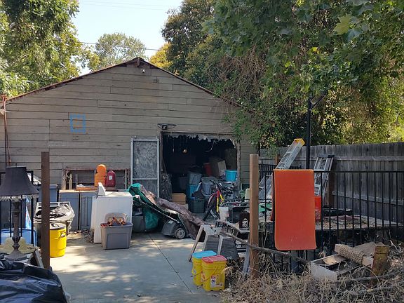 3rd image of 22335 J St