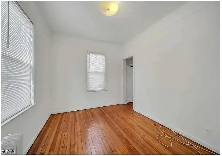 Building Photo - 649 New Jersey Ave #2