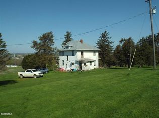 2455 W Hanover Rd, Hanover, IL 61041