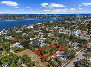 17967 April Ln, Jupiter, FL 33458