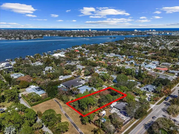 17967 April Lane, Jupiter, FL 33458