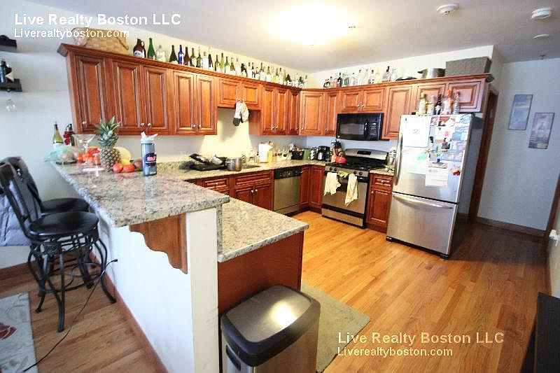 2nd image of 105 Allston St #3