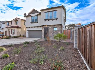 101 Cobalt Dr, Hollister, CA 95023