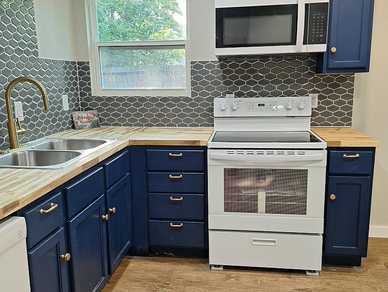 330 Ballantrae Ln — Photo 31