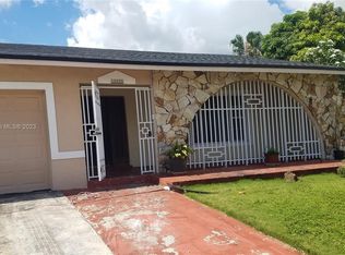 10850 SW 166th Ter, Miami, FL 33157