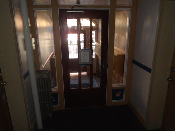 2nd image of 1427 N Humboldt St #7
