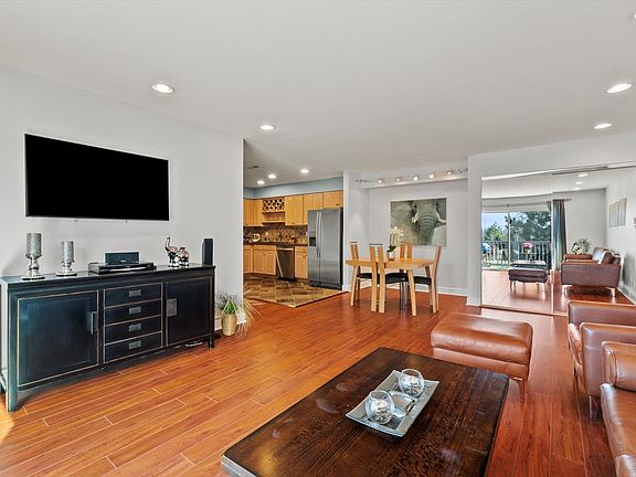 3rd image of 668 Pinecrest Dr APT 203