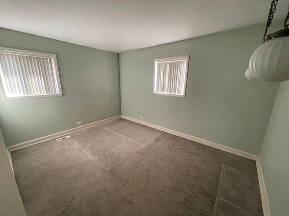 5th image of 2813 Forest Glen Pkwy