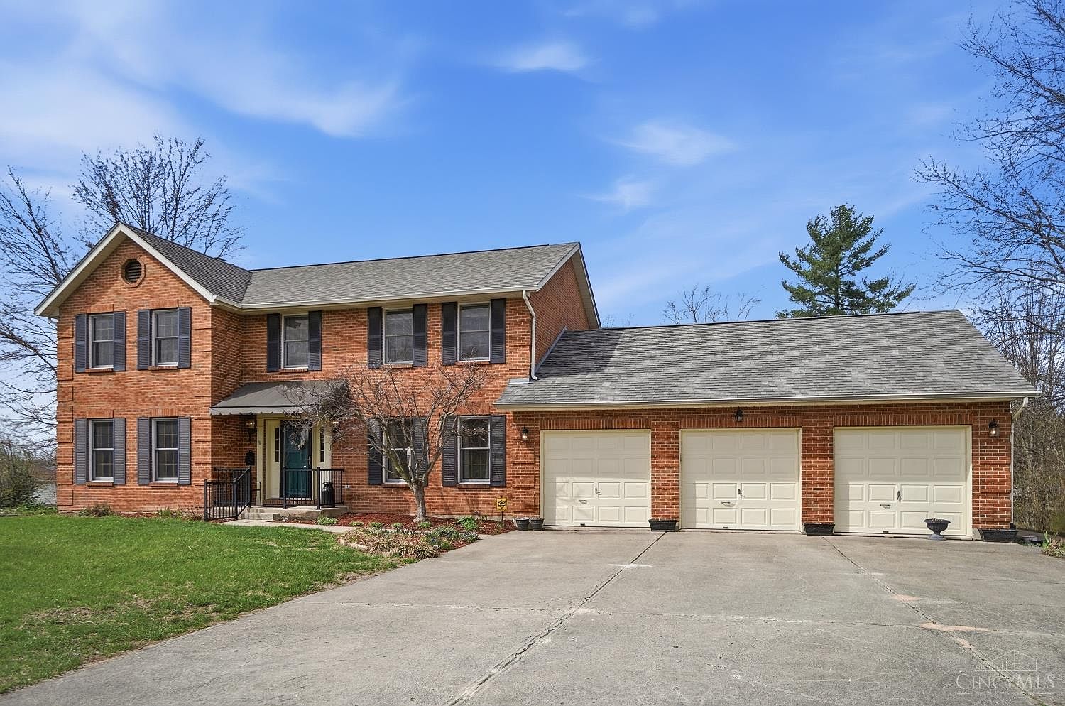 8909 Saxton Dr, West Chester, OH 45069 | Zillow