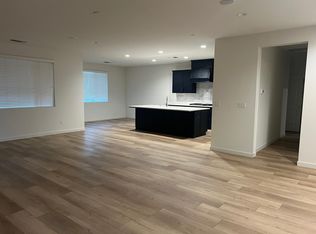 7715 Bandelier Dr, Bakersfield, CA 93313