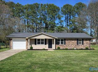1105 Galen Ave, Albertville, AL 35950