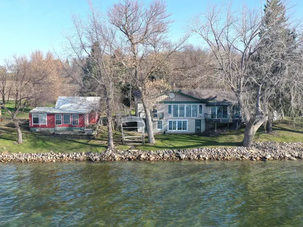 27785 N Shore Dr, Starbuck, MN 56381