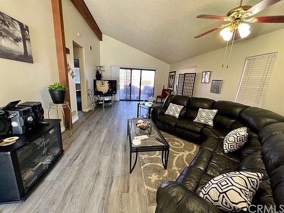 3rd image of 19246 Elm Dr