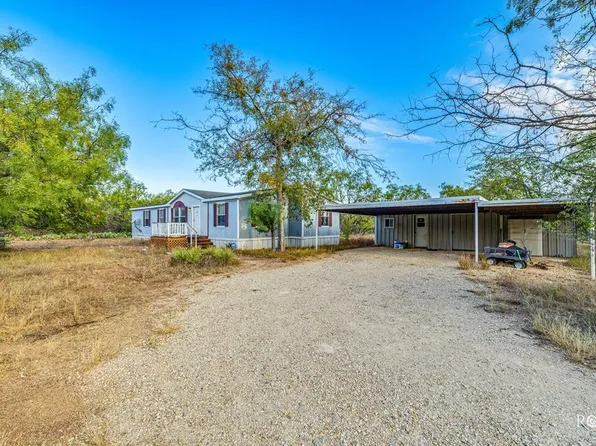 14088 Fawn Dr, Carlsbad, TX 76934