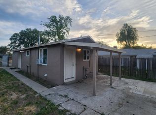 301 Braden Ave, Hanford, CA 93230
