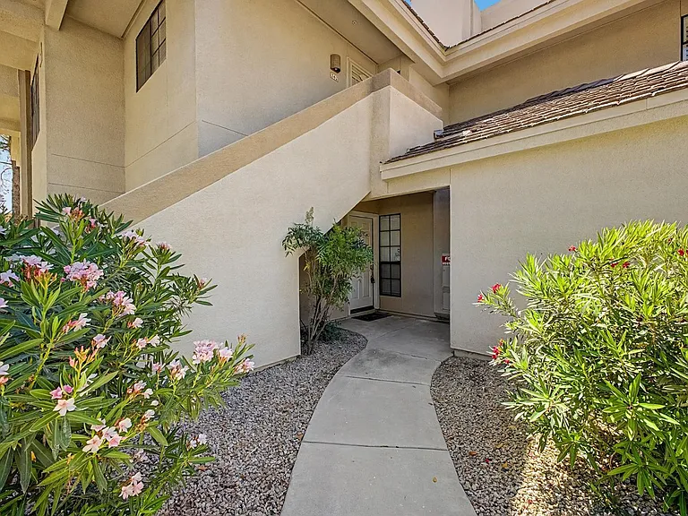 6885 E Cochise Rd #142 — Photo 3