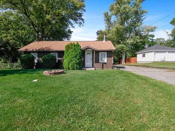 220 N 500 W, Valparaiso, IN 46385