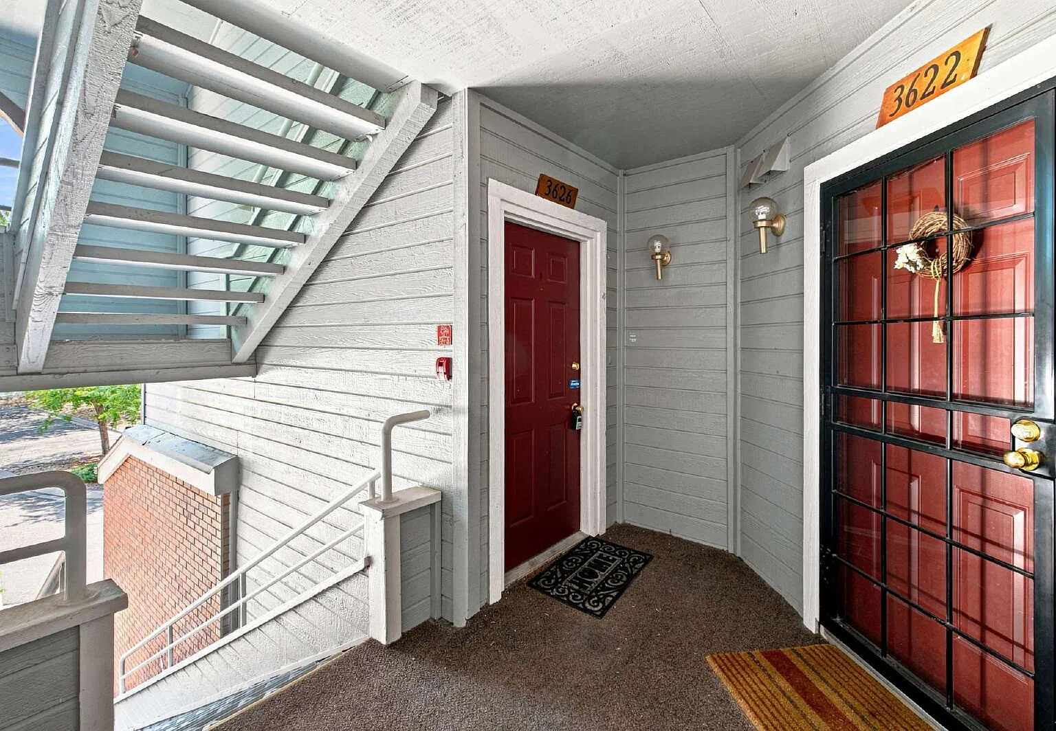 2 bed, 1.5 bath, 1035 sqft, $1,200 — Photo 3