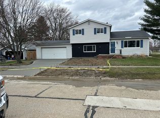 363 Fern Dr, Berea, OH 44017