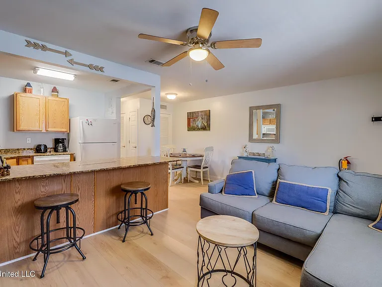 1664 Beach Blvd #170 — Photo 4