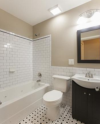 Studio McLean House Apartments