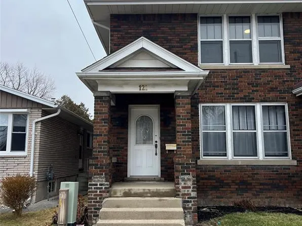 121 William St N, Chatham Kent, ON N7M 4L6