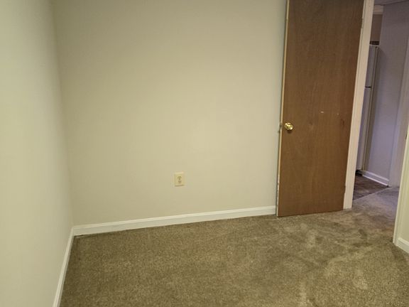 3rd image of 1330 Flag Harbor Blvd #A
