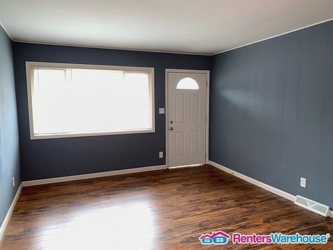 4th image of 9603 Miriam Blvd