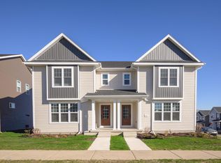2119 Legacy Ln, Madison, WI 53719