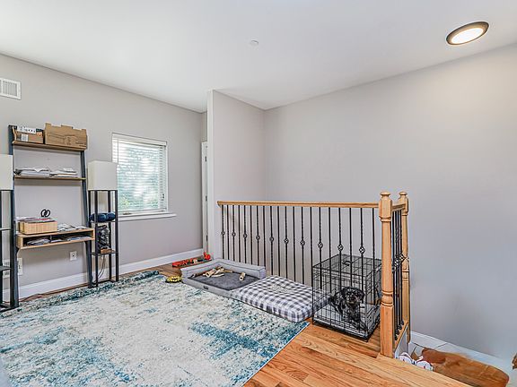 3rd image of 51 Nelson Ave Floor 2