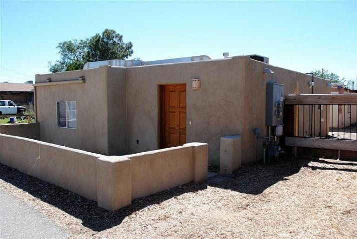 20150409034807299739000000-o