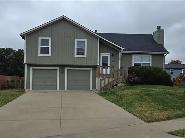 32619 W 173rd St, Gardner, KS 66030