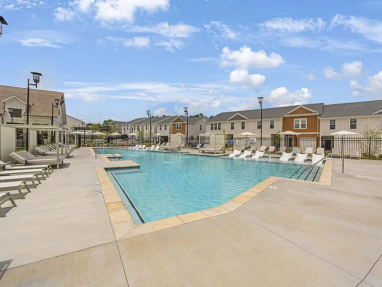 Tessa Barrow Crossing Townhomes — Photo 43