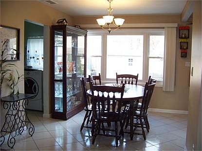 4th image of 27 Fellswood Dr