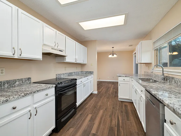 3304 Baldwin Park — Photo 7