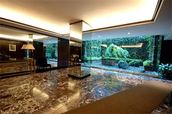 Sold by Corcoran | media 16