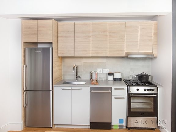 4th image of 968 60th St APT 318