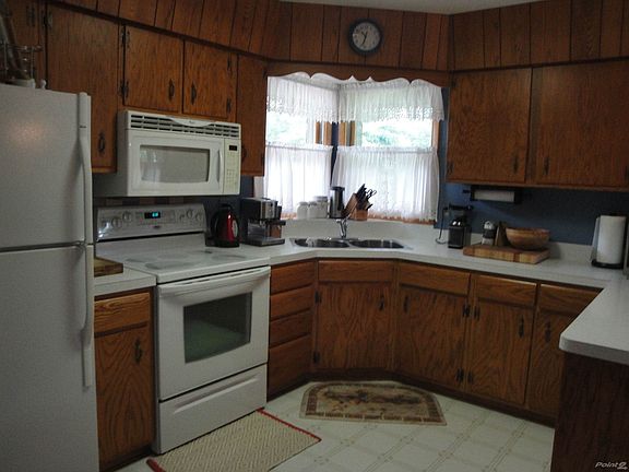 Calder kitchen