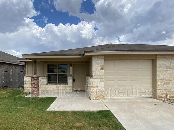 2nd image of 1547 Vani Ct
