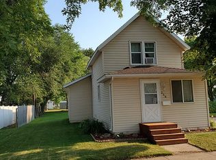 216 9th St S, Sauk Centre, MN 56378