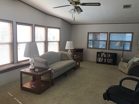 3rd image of 429 La Coquina
