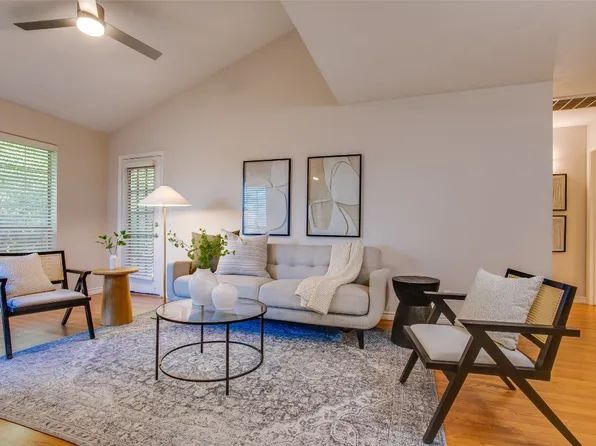 4067 Beltway Dr APT 237, Addison, TX 75001